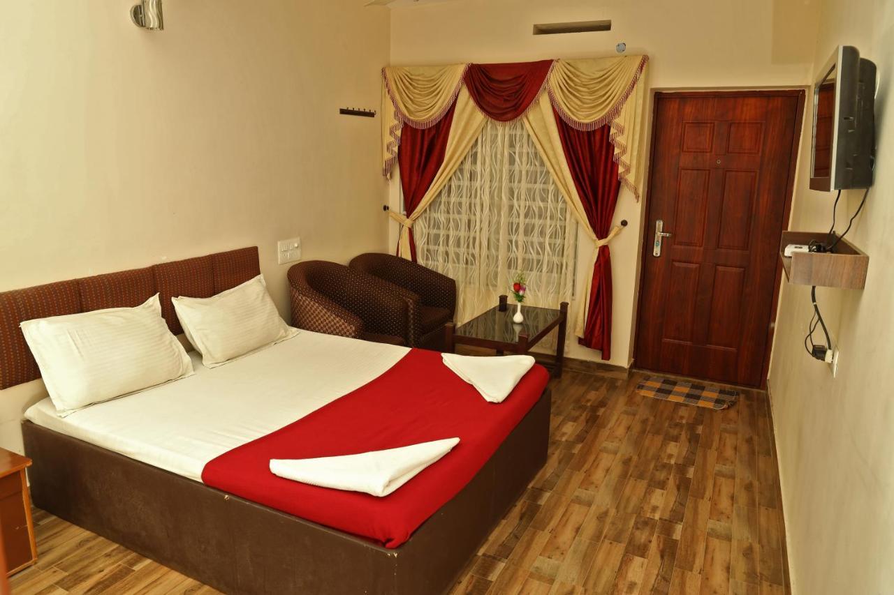 Velu'S Resort Gudalur  Exterior photo