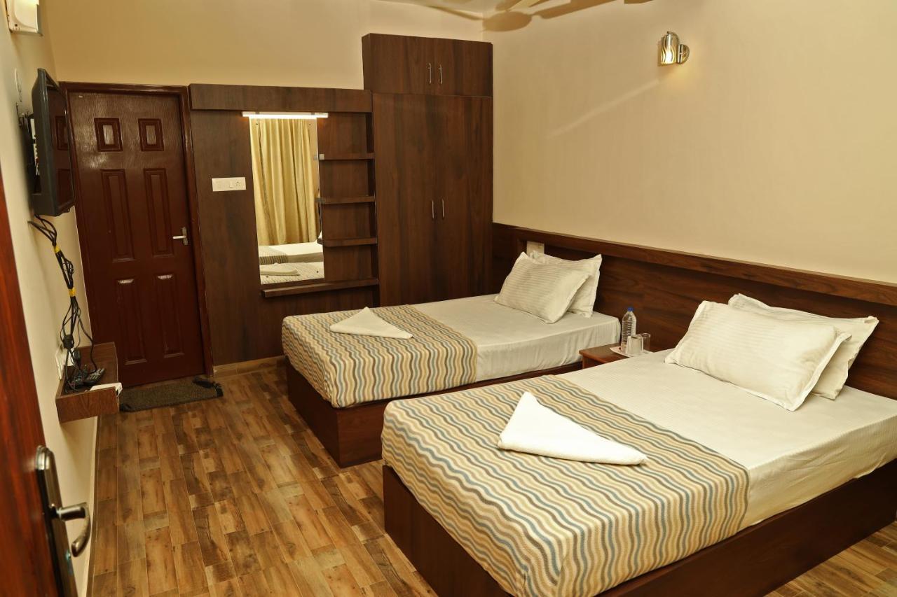 Velu'S Resort Gudalur  Exterior photo